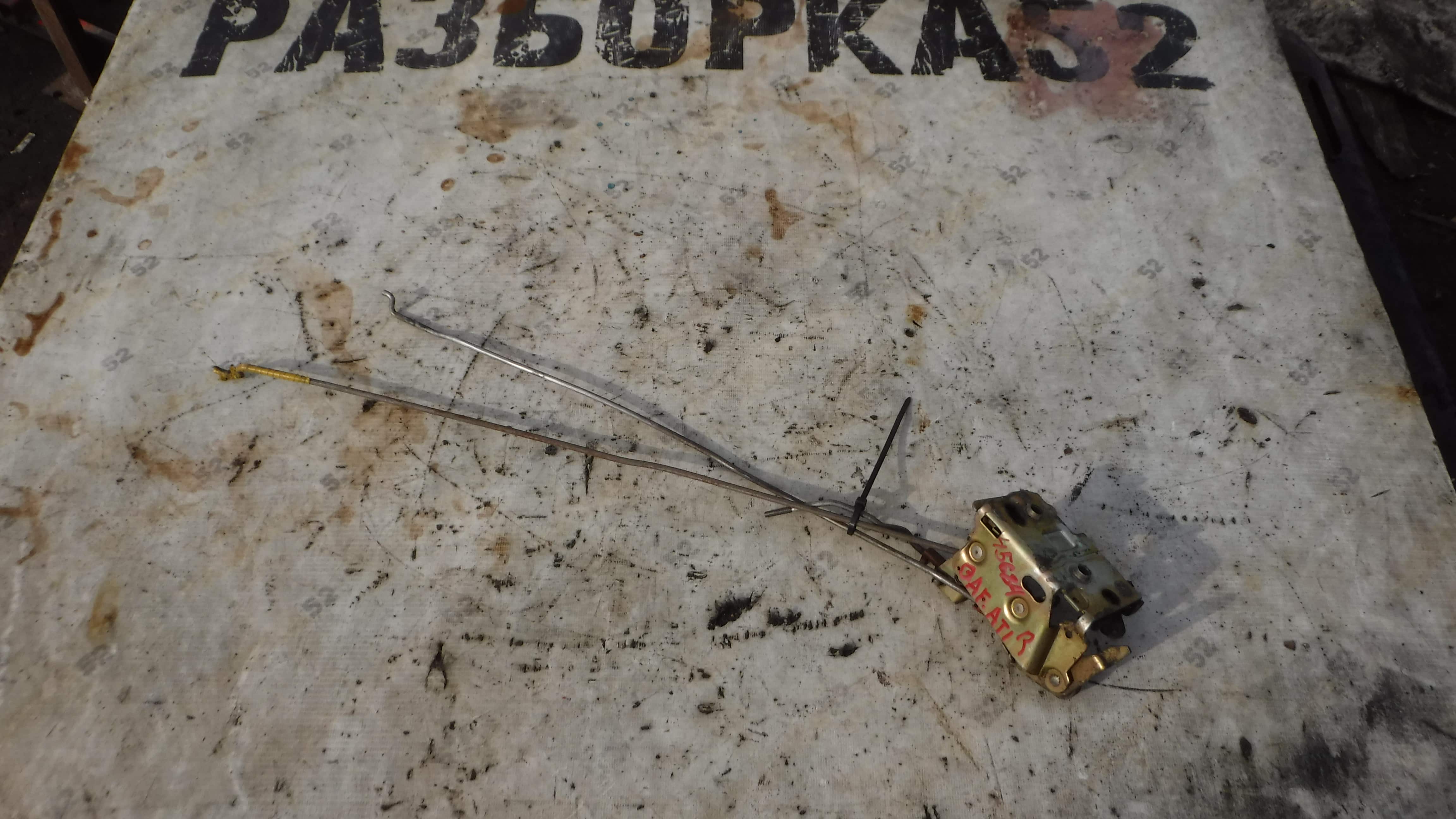 Замок двери правый 0673462 Даф DAF 95 ATI 1995